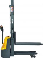 Штабелер самоходный 1,2 т 3,0 м XILIN CDD12R-ES двухуровневый 
(сопровождаемый)